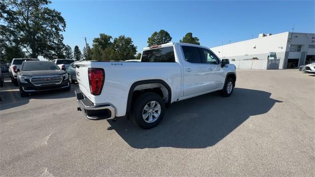 new 2025 GMC Sierra 1500 car, priced at $45,675