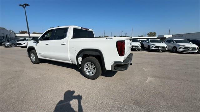 new 2025 GMC Sierra 1500 car, priced at $45,675