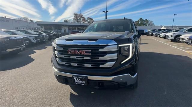 new 2025 GMC Sierra 1500 car, priced at $50,343