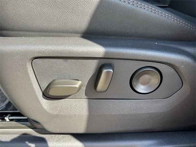 new 2026 GMC Sierra 1500 car, priced at $65,618