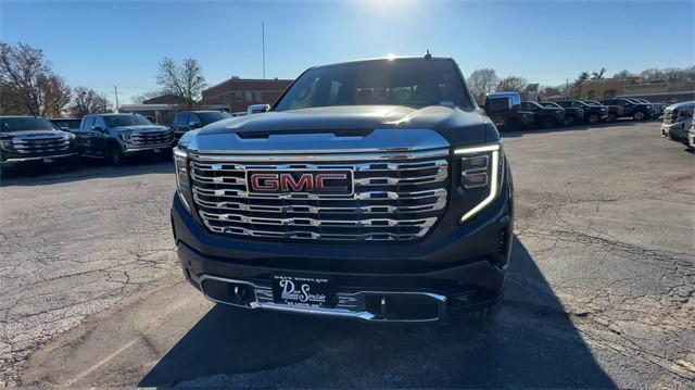 new 2025 GMC Sierra 1500 car, priced at $68,066