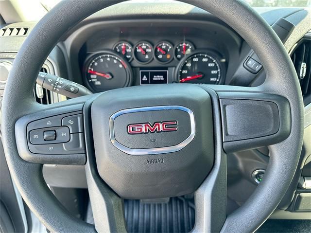 new 2025 GMC Sierra 1500 car, priced at $38,234