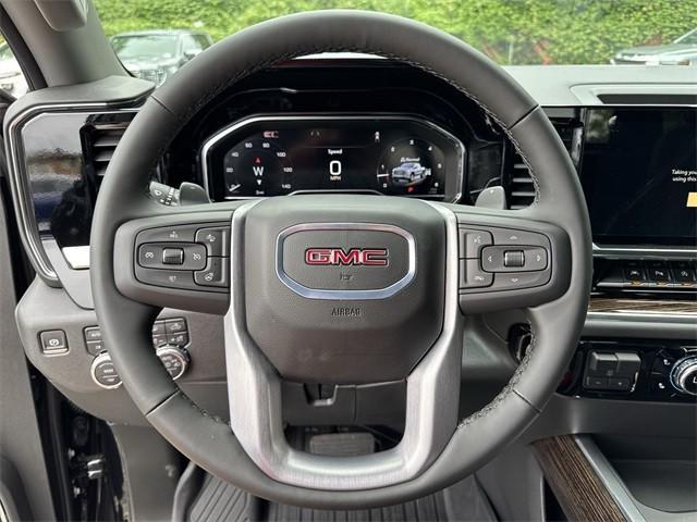 new 2025 GMC Sierra 1500 car, priced at $55,996