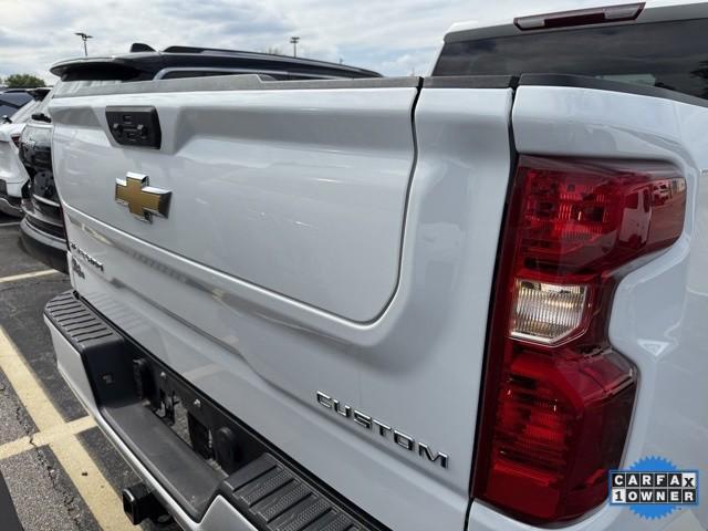 used 2022 Chevrolet Silverado 1500 car, priced at $33,607