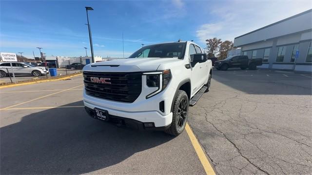 new 2025 GMC Sierra 1500 car, priced at $57,907