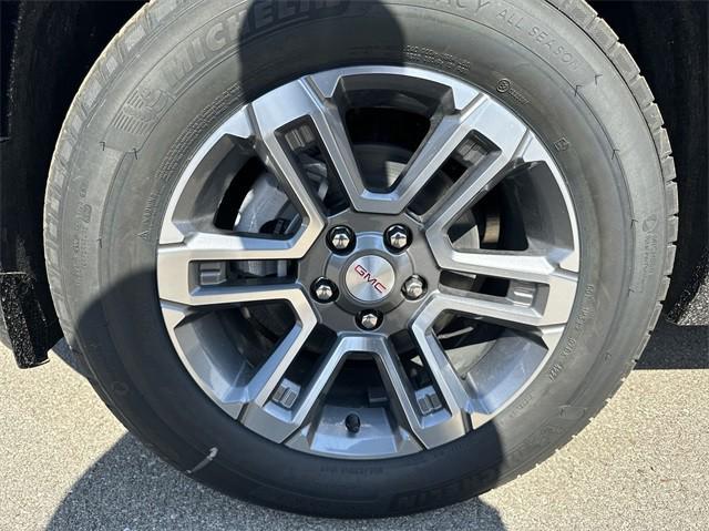 new 2025 GMC Terrain car, priced at $33,890