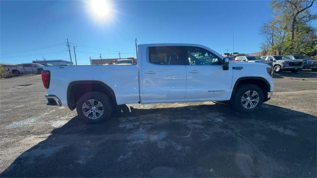 new 2025 GMC Sierra 1500 car, priced at $51,945