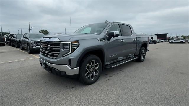 new 2025 GMC Sierra 1500 car, priced at $56,078
