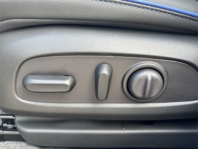 new 2025 Buick Envista car, priced at $27,811