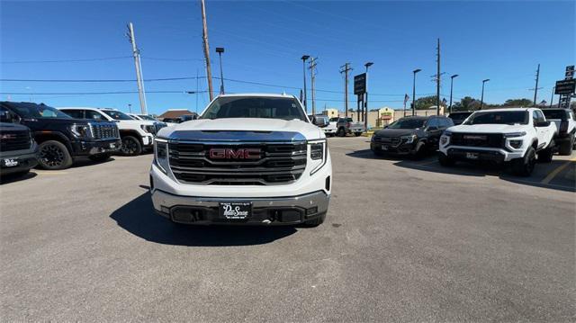 new 2025 GMC Sierra 1500 car, priced at $60,352