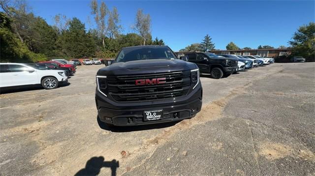 new 2025 GMC Sierra 1500 car, priced at $59,237