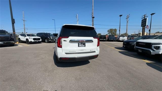 new 2024 GMC Yukon XL car, priced at $66,433