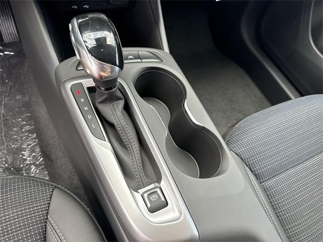 new 2025 Buick Envista car, priced at $25,694