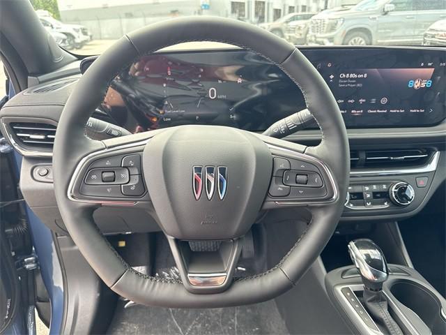 new 2025 Buick Envista car, priced at $25,694