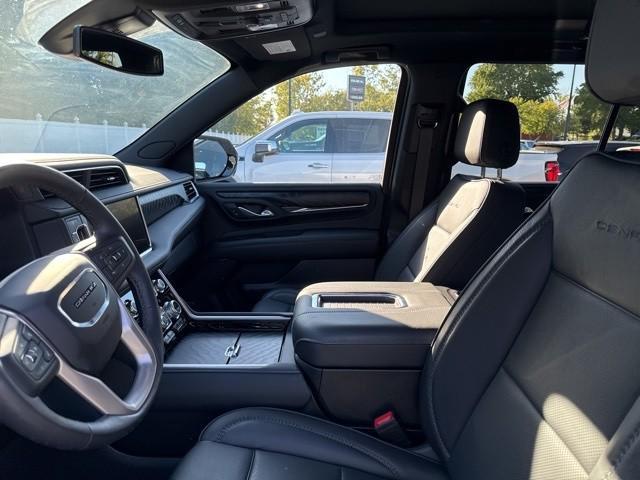 used 2022 GMC Yukon car, priced at $69,796