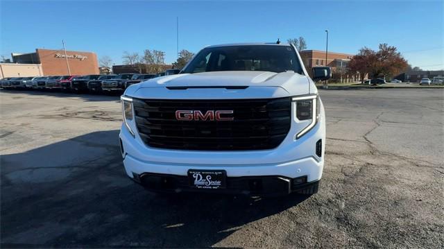 new 2025 GMC Sierra 1500 car, priced at $53,586