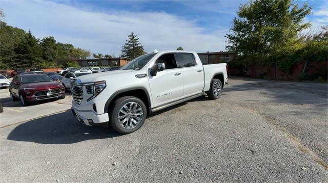 new 2025 GMC Sierra 1500 car, priced at $70,476