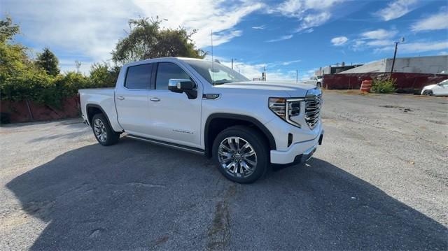 new 2025 GMC Sierra 1500 car, priced at $70,476