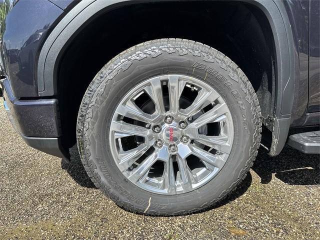 new 2025 GMC Sierra 1500 car, priced at $65,202