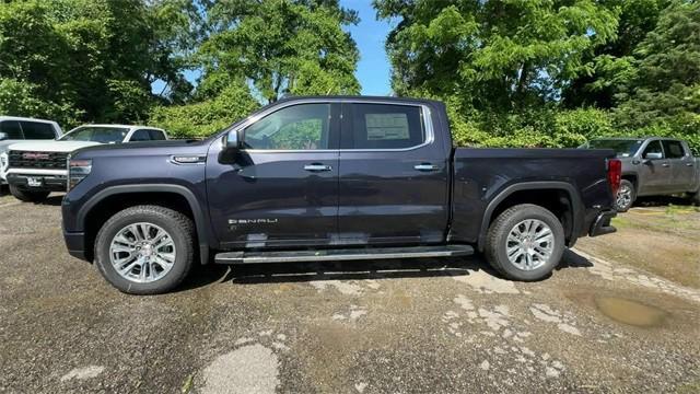new 2025 GMC Sierra 1500 car, priced at $65,202