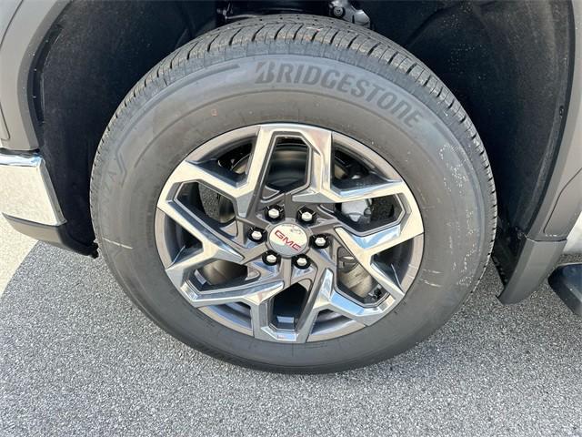 new 2025 GMC Sierra 1500 car, priced at $55,012