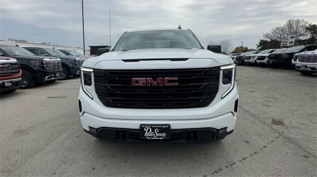 new 2025 GMC Sierra 1500 car, priced at $49,456