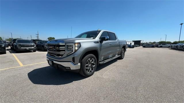 new 2025 GMC Sierra 1500 car, priced at $55,236