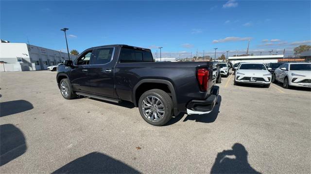 new 2025 GMC Sierra 1500 car, priced at $70,017