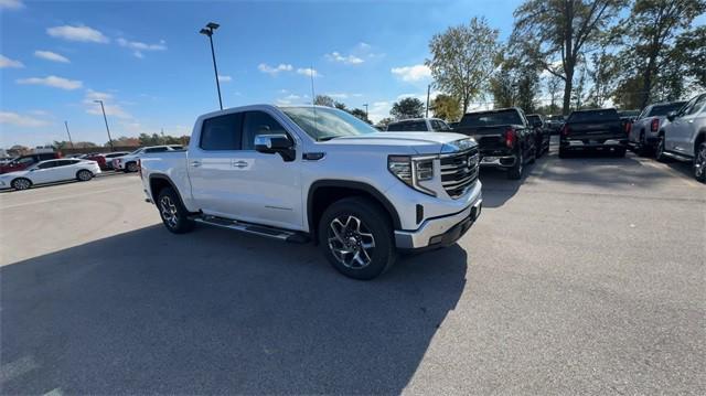 new 2025 GMC Sierra 1500 car, priced at $64,202