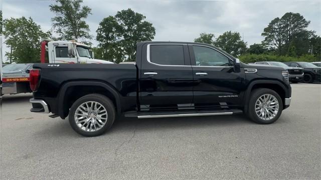 new 2025 GMC Sierra 1500 car, priced at $55,179