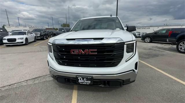 new 2025 GMC Sierra 1500 car, priced at $39,141