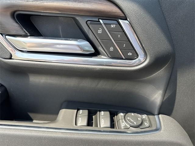 new 2025 GMC Sierra 1500 car, priced at $55,244