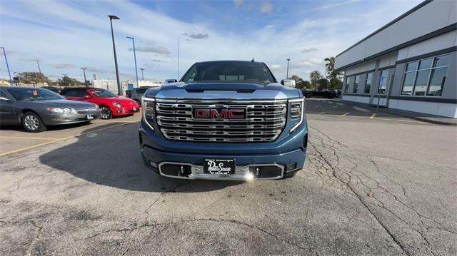 new 2025 GMC Sierra 1500 car, priced at $71,169