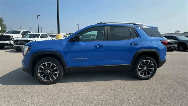 new 2025 GMC Terrain car, priced at $35,009