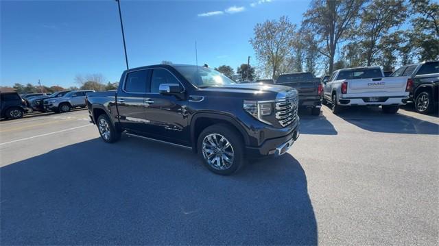 new 2025 GMC Sierra 1500 car, priced at $71,744