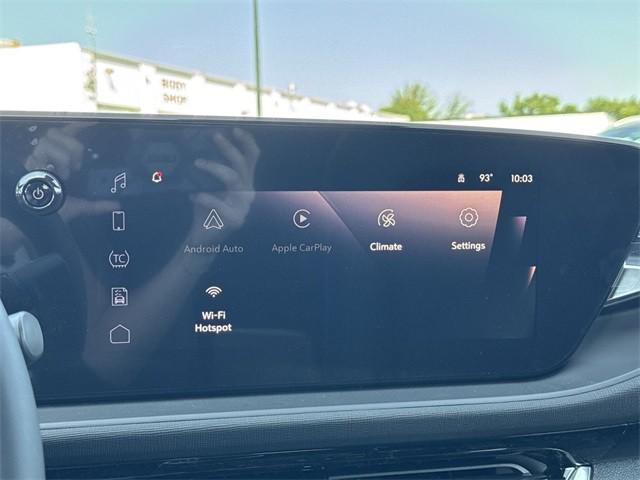 new 2025 Buick Envista car, priced at $27,226