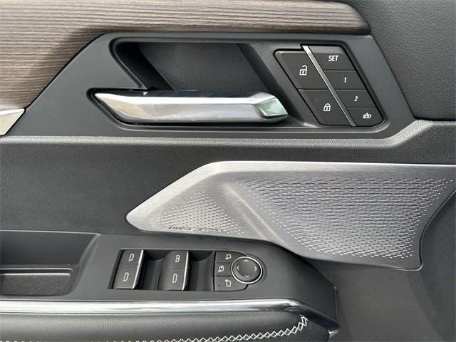 new 2025 GMC Acadia car, priced at $59,228