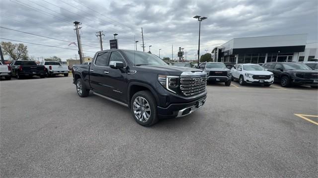 new 2025 GMC Sierra 1500 car, priced at $72,738