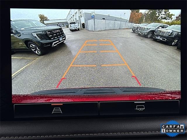 used 2023 GMC Yukon XL car, priced at $41,915