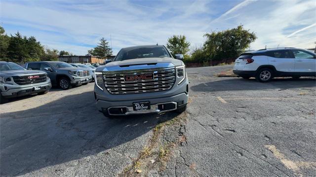 new 2025 GMC Sierra 1500 car, priced at $69,930