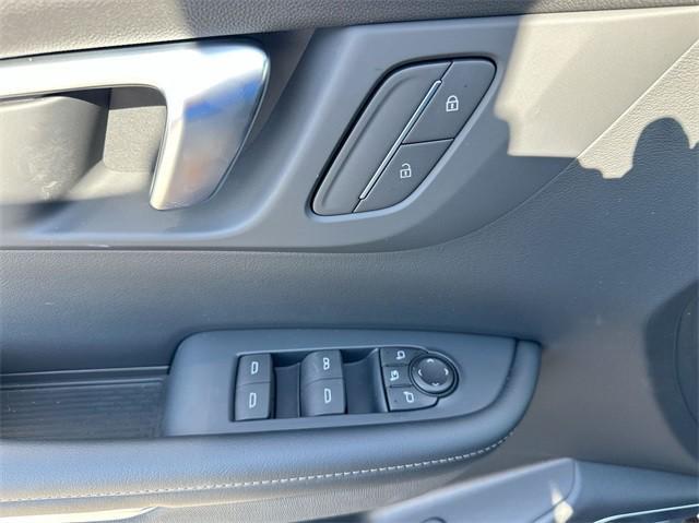 new 2025 Buick Enclave car, priced at $46,890