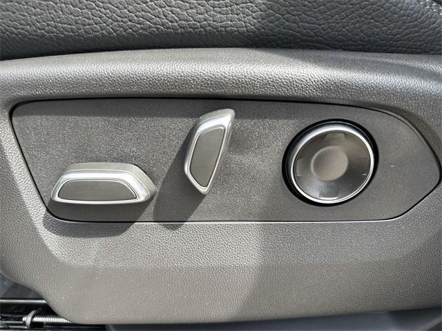 new 2025 GMC Yukon car, priced at $90,403