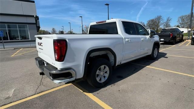 new 2025 GMC Sierra 1500 car, priced at $42,661