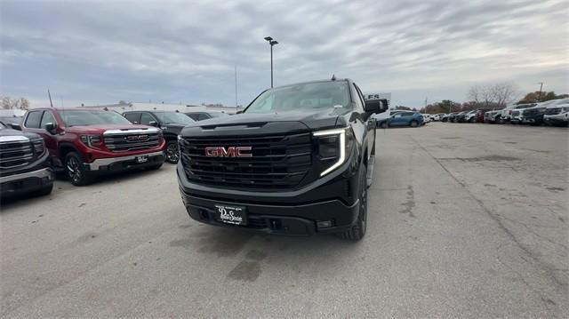 new 2025 GMC Sierra 1500 car, priced at $59,783