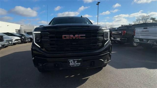 new 2025 GMC Sierra 1500 car, priced at $59,339