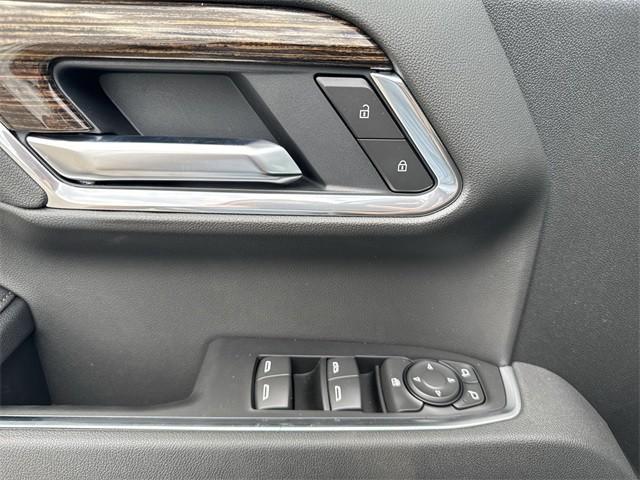 new 2025 GMC Sierra 1500 car, priced at $47,291