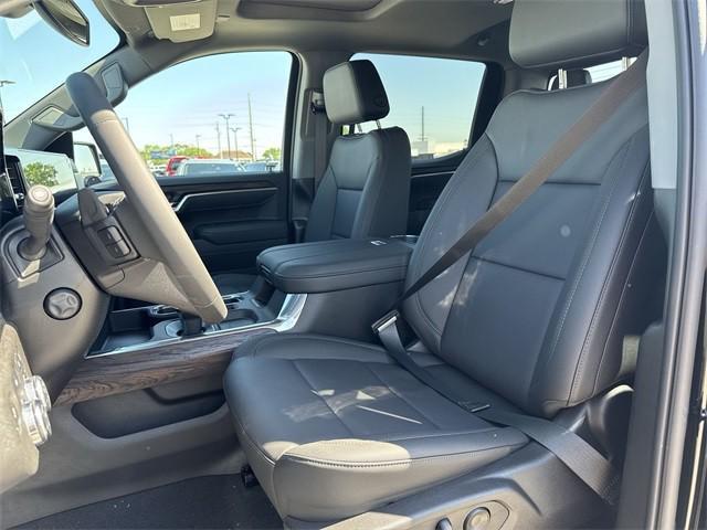 new 2025 GMC Sierra 1500 car, priced at $55,600