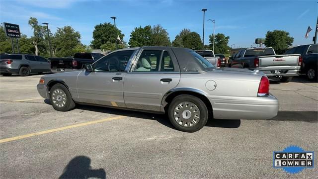 used 2004 Ford Crown Victoria car, priced at $9,162