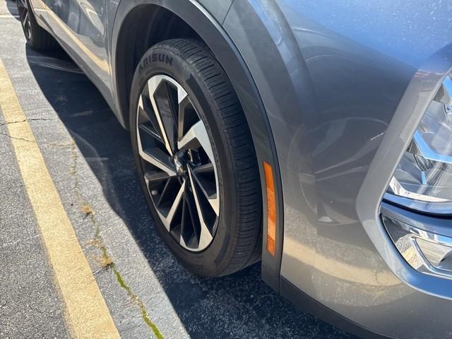 used 2022 Mitsubishi Outlander car, priced at $22,654