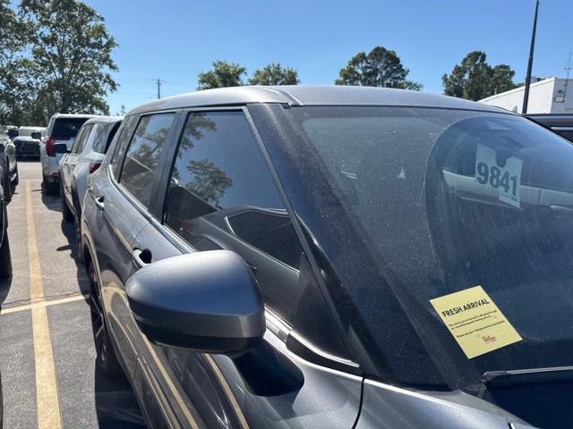 used 2022 Mitsubishi Outlander car, priced at $22,654